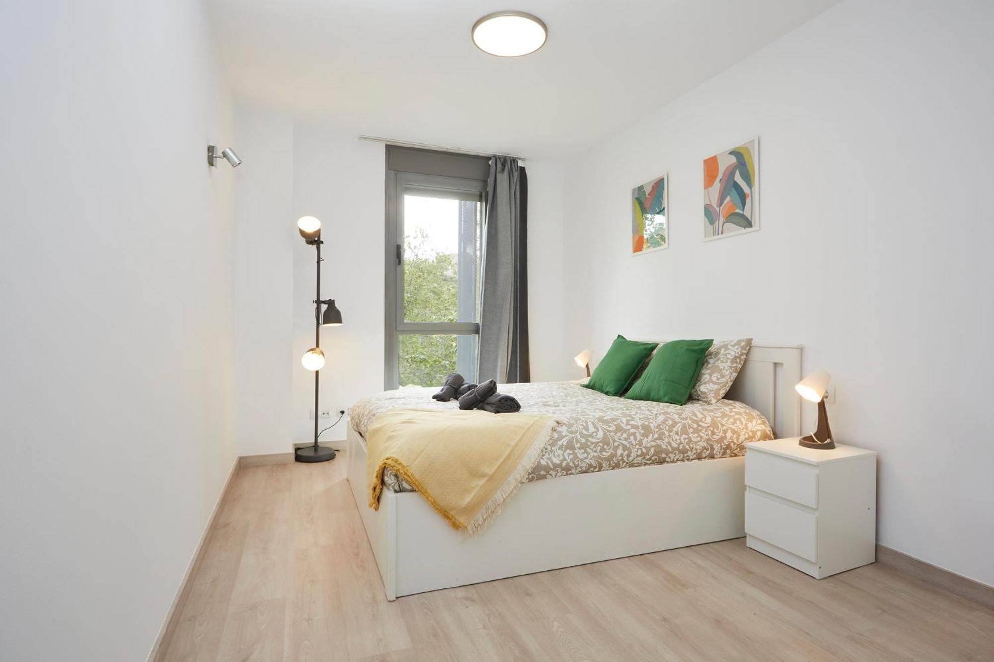 Three Bedroom Two Bathroom Apartment Close To Beach برشلونة المظهر الخارجي الصورة